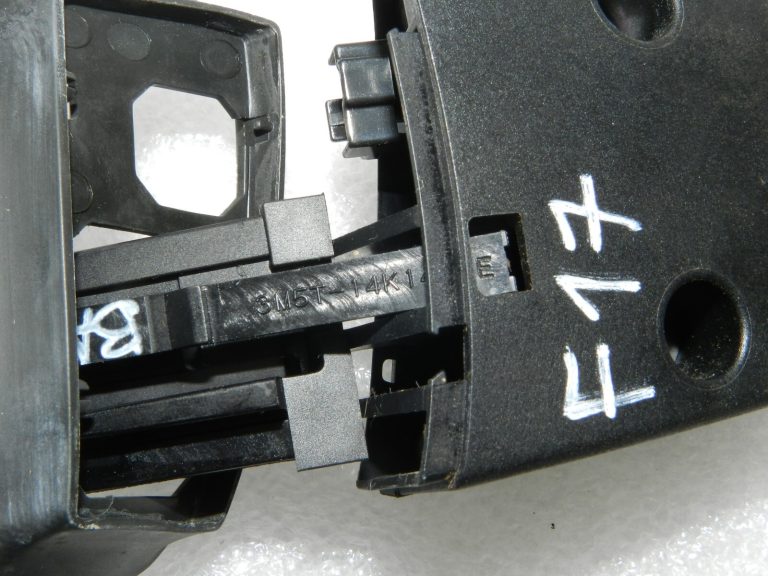 OEM Ford Kuga Mk1 Focus Mk2 Transit radio vadības slēdzis 3M5T-14K147-BE