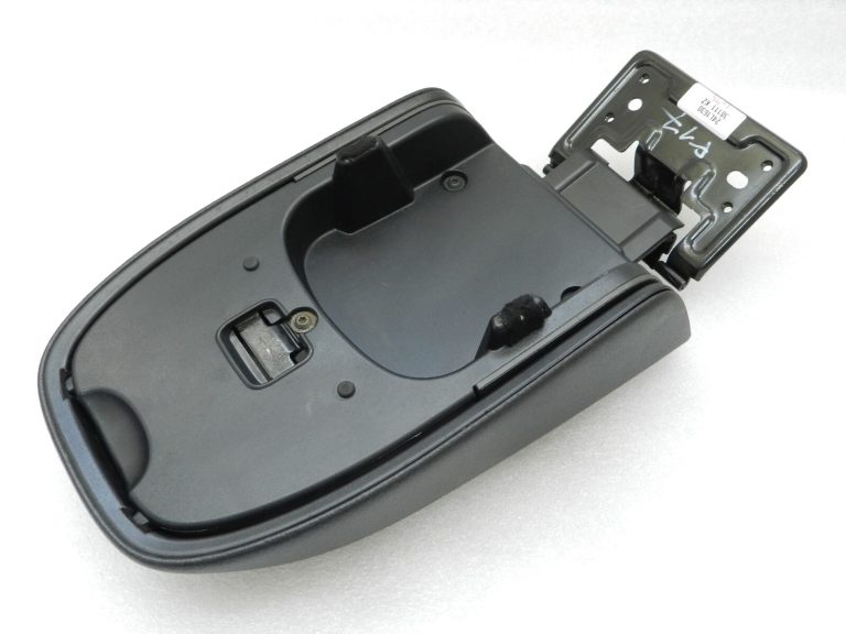 Oriģinālais Ford Kuga Mk1 centrālais roku balsts 7M51-R045C74-AG32N5, 1724355