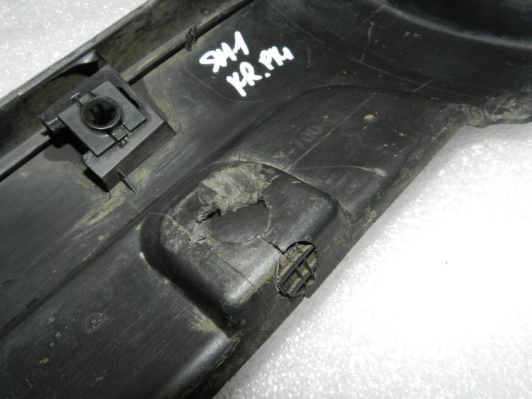 Smart ForFour W454 Virsbūves pārsegs sānu apmales priekšējais kreisais A4547540105