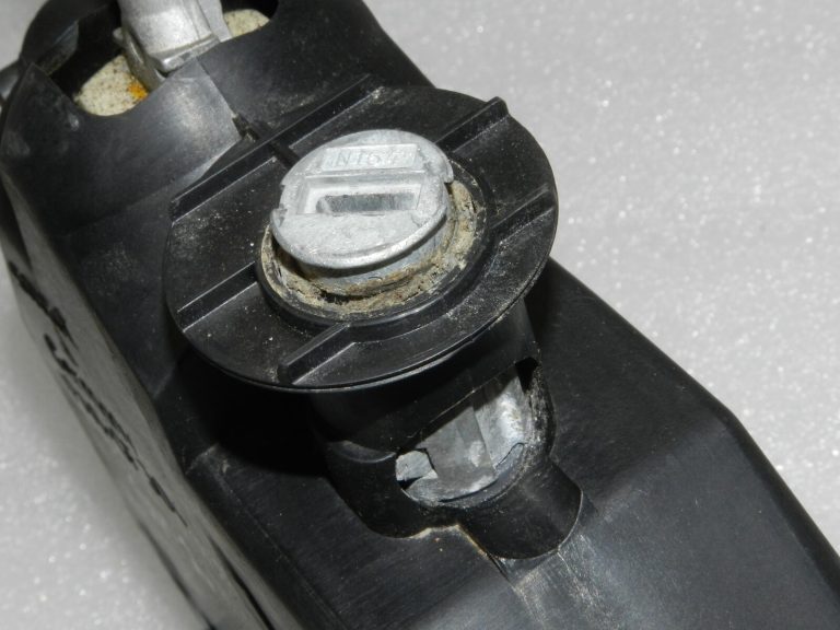 Smart ForTwo W450 0.6 pārnesumu svira pārnesumkārba 0007542V003C28Y00 BEZ KLĀJA