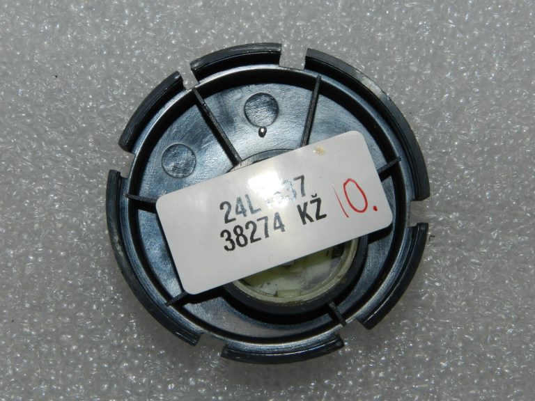 Smart ForTwo W450 aizdedzes slēdža vāciņš spīd tumsā