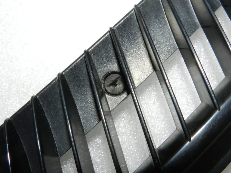 Smart ForTwo W450 Gaisa režģis servisa režģis kreisais 0001694V012C22A00, 0001694