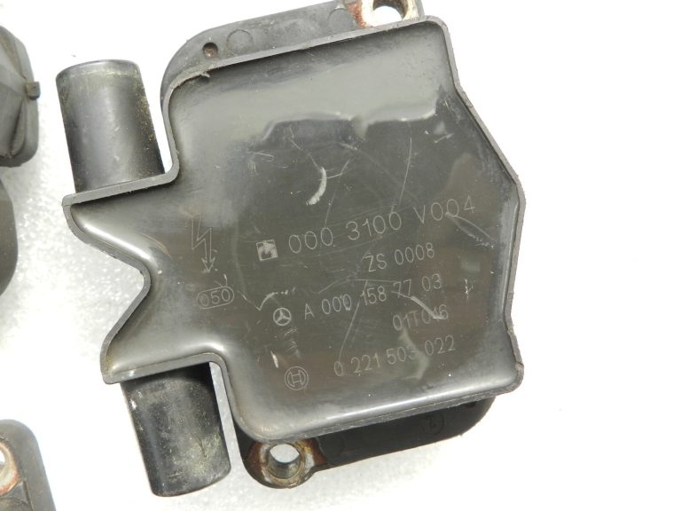 BOSCH Smart ForTwo W450 aizdedzes spoles komplekts 3x A0001587703, 0221503022