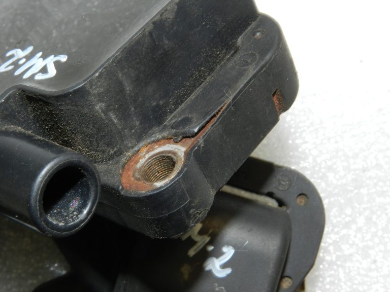 BOSCH Smart ForTwo W450 aizdedzes spoles komplekts 3x A0001587703, 0221503022