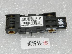 Smart ForFour W454 Gaisa spilvenu sensors sānu gaisa spilvens A4545400117, PMR587419