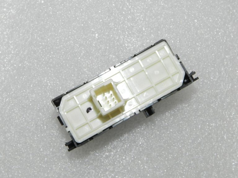 OEM Toyota Yaris IV (XP210) spoguļu regulēšanas slēdzis 84970K0020, 84970-K0020