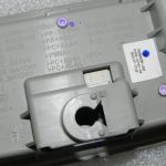 Toyota Yaris XP210 salona apgaismojums priekšējais ar SOS slēdzi pelēks 81260K0100B0