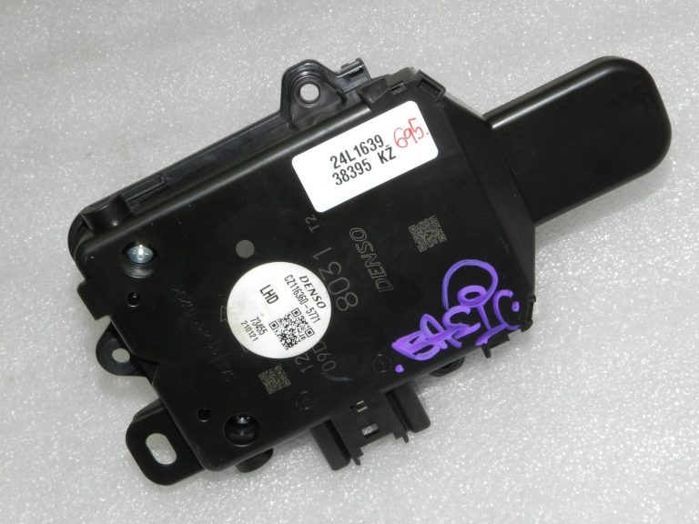 Toyota Yaris XP210 Oriģināls Denso sildītāja ventilatora dzinējs 87103K0030 CZ116360-5771