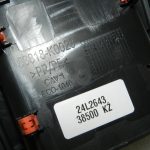 Toyota Yaris IV (XP210) Centrālais roku balsta priekšējais pārsegs melns 58818K0020C0