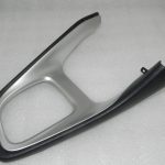 Toyota Yaris IV (XP210) Viduskonsoles pārnesumu sviras pārsegs sudraba krāsā 58810K0111C2