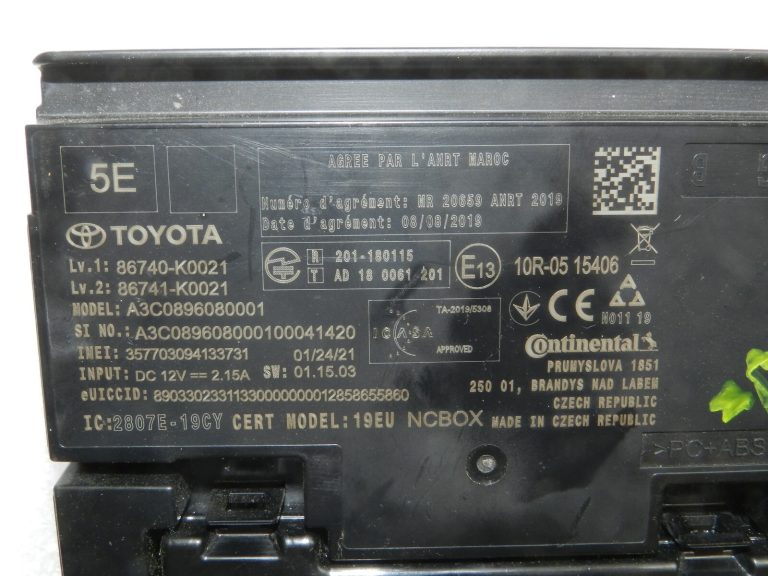 Toyota Yaris IV (XP210) Tālruņa uztvērēja bloka vadības bloks 86740K0021, 86740