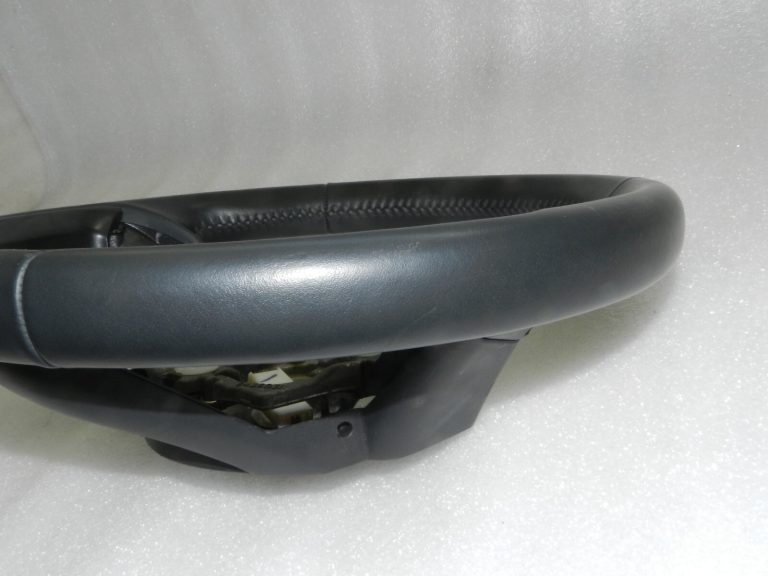 Toyota Yaris IV (XP210) stūres rata augšējais stāvoklis 45100K0140C1, 45100-K0140-C1