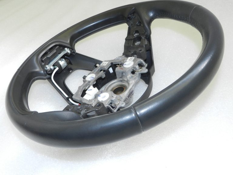 Toyota Yaris IV (XP210) stūres rata augšējais stāvoklis 45100K0140C1, 45100-K0140-C1