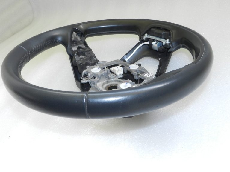 Toyota Yaris IV (XP210) stūres rata augšējais stāvoklis 45100K0140C1, 45100-K0140-C1