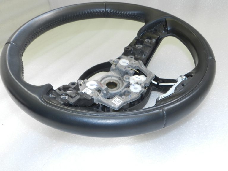 Toyota Yaris IV (XP210) stūres rata augšējais stāvoklis 45100K0140C1, 45100-K0140-C1