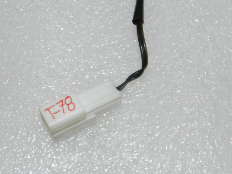 Toyota Yaris IV (XP210) OEM gaisa kondicioniera iztvaicētāja temperatūras sensors 8862002210