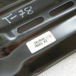 OEM Toyota Yaris IV (XP210) 1.5 HEV akumulatora turētājs 74403K0010, 74403-K0010