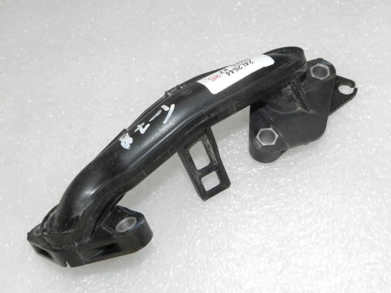 OEM Toyota Yaris IV (XP210) 1.5 HEV 68 kW M15AFXE Ieplūdes kolektora caurule 2560115050