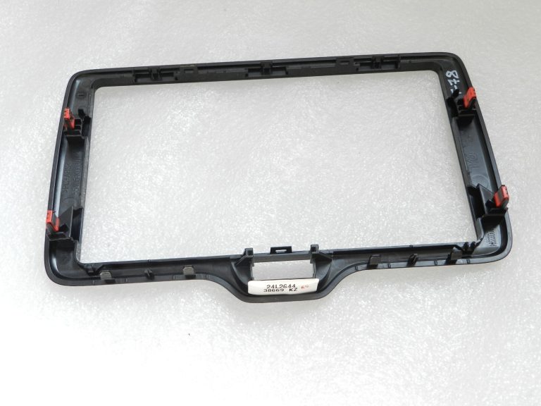 Toyota Yaris IV (XP210) Radio pārsega rāmis melns 55405K0030, 55405-K0030