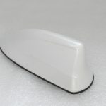 Toyota Yaris IV (XP210) Jumta antenas pārsegs 089 Wind Chill Pearl 86077K0010A3