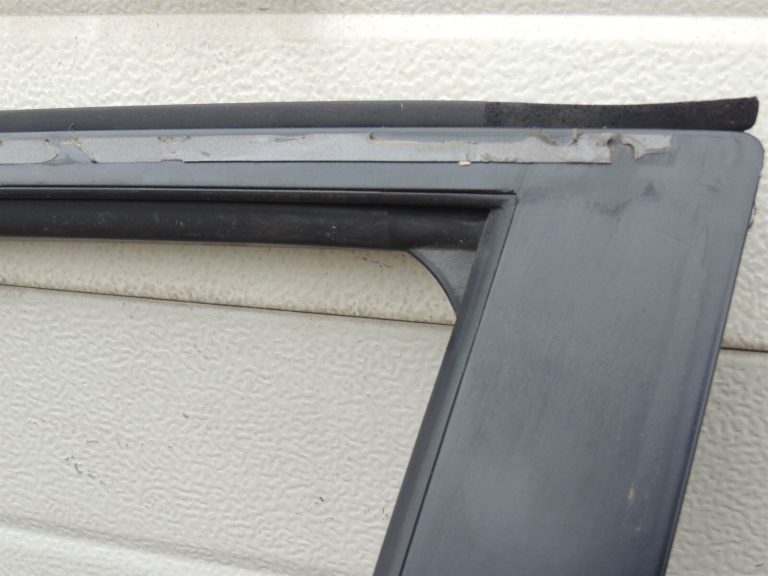 Nissan X-Trail T31 priekšējās kreisās durvis priekšējās kreisās durvis K55 brūngani pelēks met.