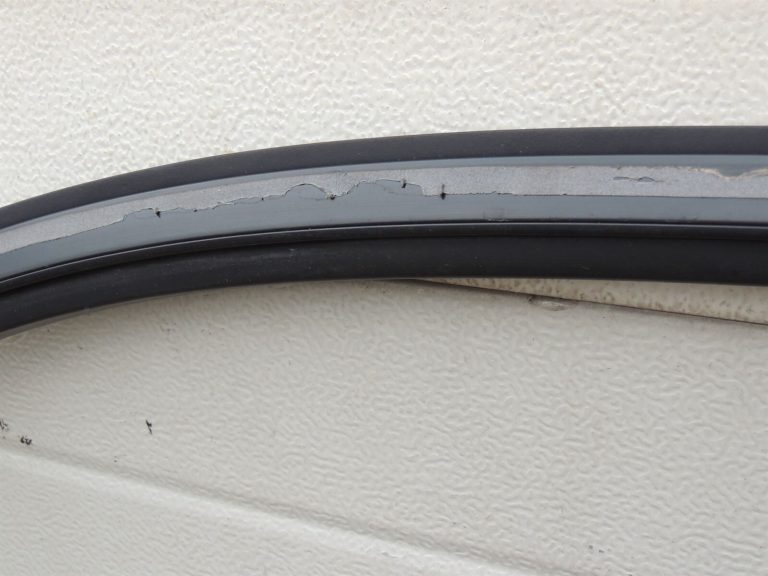 Nissan X-Trail T31 priekšējās kreisās durvis priekšējās kreisās durvis K55 brūngani pelēks met.