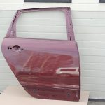 Renault Grand Scenic III Aizmugurējās durvis Aizmugurējās labās durvis Krāsa KTENNM Damask Red