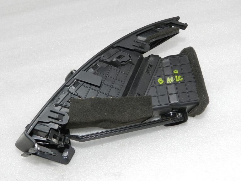 Oriģinālā Hyundai i40 kreisā ventilācijas atvere 97480-3Z000RY 974803Z000RY