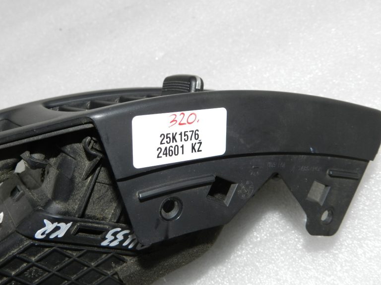 Oriģinālā Hyundai i40 kreisā ventilācijas atvere 97480-3Z000RY 974803Z000RY