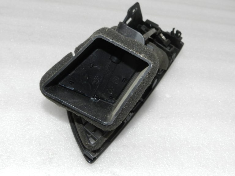 Oriģinālā Hyundai i40 kreisā ventilācijas atvere 97480-3Z000RY 974803Z000RY