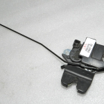 Oriģinālā Hyundai Sonata NF aizmugurējo durvju slēdzene 81230-3K001 812303K001 81230 3K001