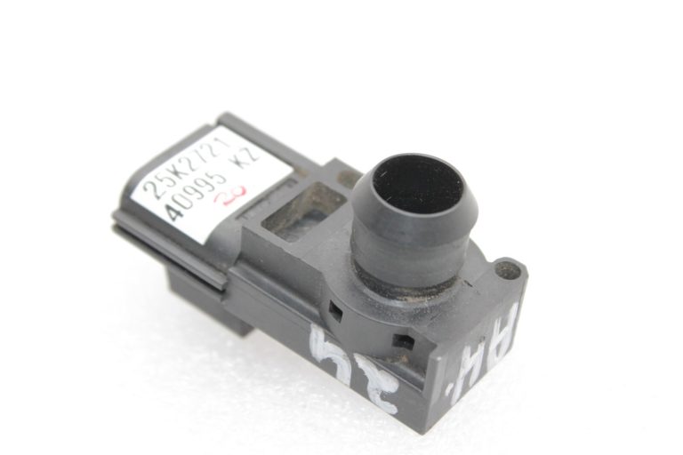 Oriģinālais Hyundai i30 GD bremžu pastiprinātāja sensors 0261230205, 59110A-6550
