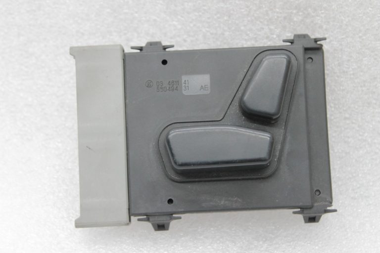 Lancia Thema II Priekšējais kreisais sēdekļa regulēšanas slēdzis K56049431AE, 56049431AE
