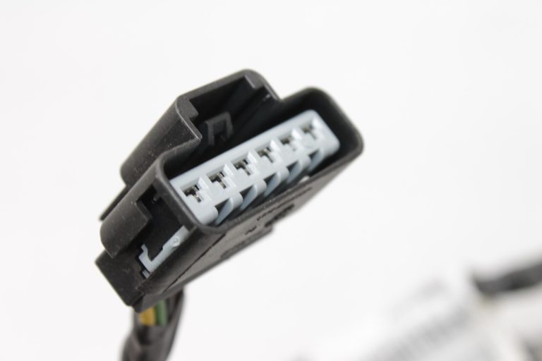 Lancia Thema II priekšējo kreiso sēdekļu atzveltnes elektroinstalācijas siksna K68159087AA, 68159087AA