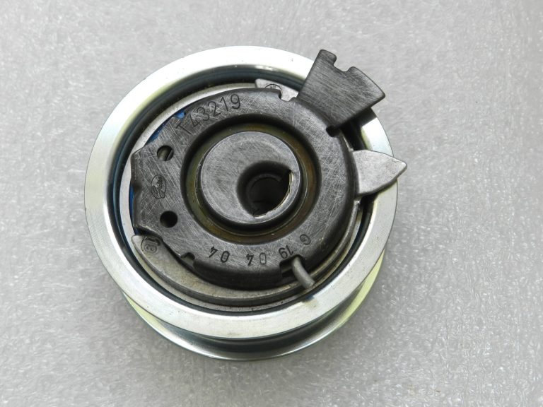 VW Golf Mk6 Audi Seat Skoda 1.6, 2.0 TDI Spriegotāja skriemelis Vārtiem 03L109243F
