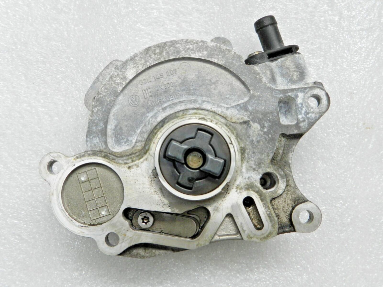 VW Golf Mk6 Audi Seat Skoda 1.6 2.0 TDI Vakuuma sūknis Vakuuma sūknis 03L145207