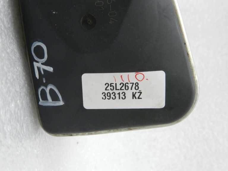 BMW E87 E90 E60 E63 E63 E64 E65 E85 N52 3.0i 2.5i droseļvārsts 13547516946, 7516946