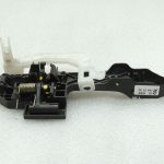 Kia Sportage IV QL Priekšējais kreisās puses durvju roktura rāmis 82655F1000