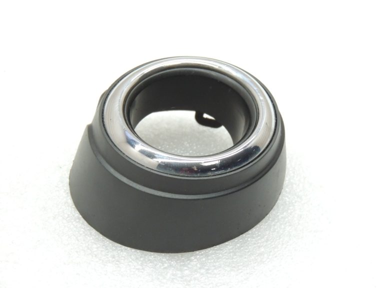 Kia Sportage IV QL Priekšējais labās puses miglas luktura vāciņš 86522-F1000