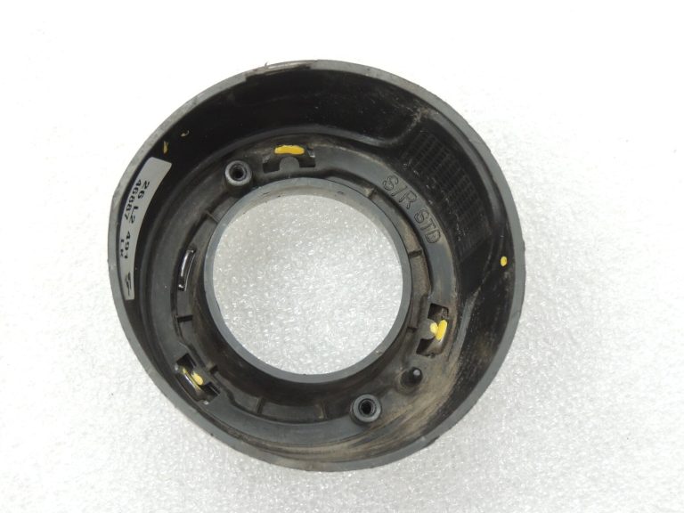 Kia Sportage IV QL Priekšējais labās puses miglas luktura vāciņš 86522-F1000