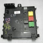 Opel Vectra C Aizmugurējā drošinātāju kārba 3170891 CZ, 93180092, 93186630, 6237161