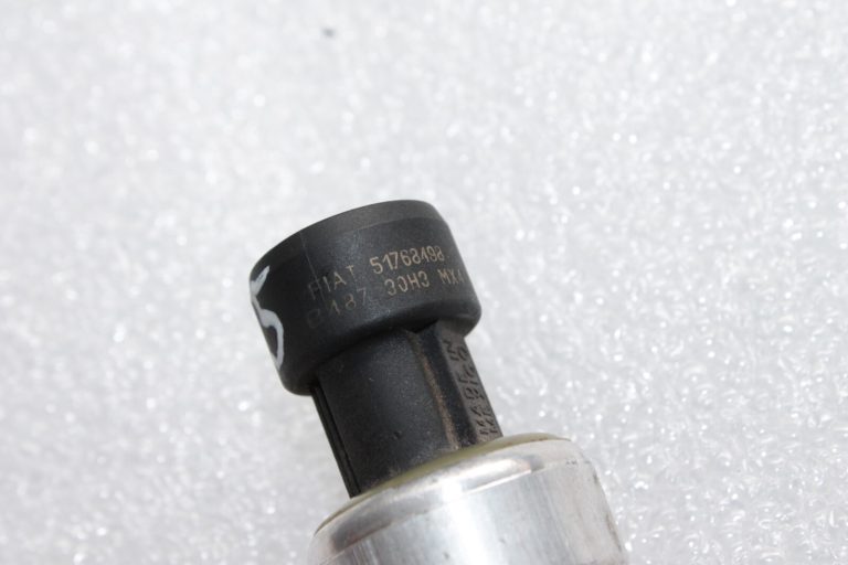 Alfa Romeo Giulietta 940 Fiat Lancia Gaisa kondicionēšanas spiediena slēdzis 51768498, 5055037