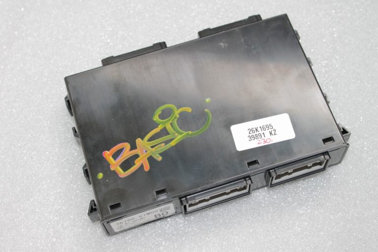 Suzuki SX4 II 1.6 DDiS 4×4 BCM vadības bloks 36770-61M40, 36780-61M00