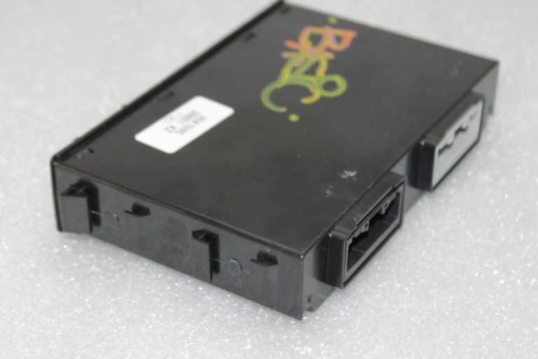 Suzuki SX4 II 1.6 DDiS 4×4 BCM vadības bloks 36770-61M40, 36780-61M00