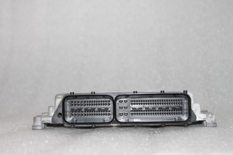 Suzuki SX4 II 1.6 DDiS 4×4 D16AA Motora vadības bloks 33920-62M10, 0281030519