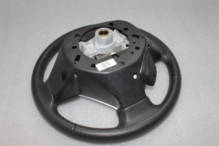 Suzuki SX4 II 1.6 DDiS ādas stūres rats 48110-61ME0-GJL, 48110-61ML0-GJL