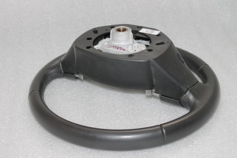 Suzuki SX4 II 1.6 DDiS ādas stūres rats 48110-61ME0-GJL, 48110-61ML0-GJL