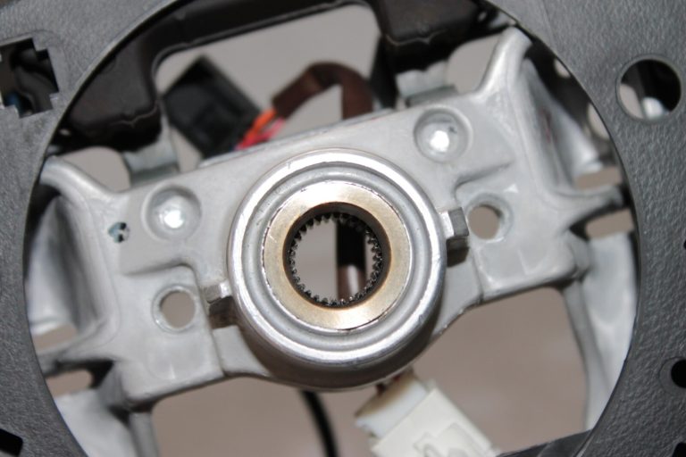 Suzuki SX4 II 1.6 DDiS ādas stūres rats 48110-61ME0-GJL, 48110-61ML0-GJL