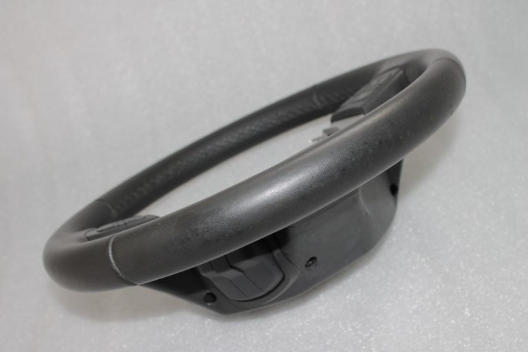 Suzuki SX4 II 1.6 DDiS ādas stūres rats 48110-61ME0-GJL, 48110-61ML0-GJL