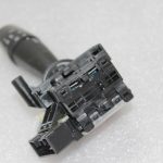 Oriģināls Suzuki SX4 II stūres kolonnas gaismas slēdzis 37210-61M50, 3721061M50